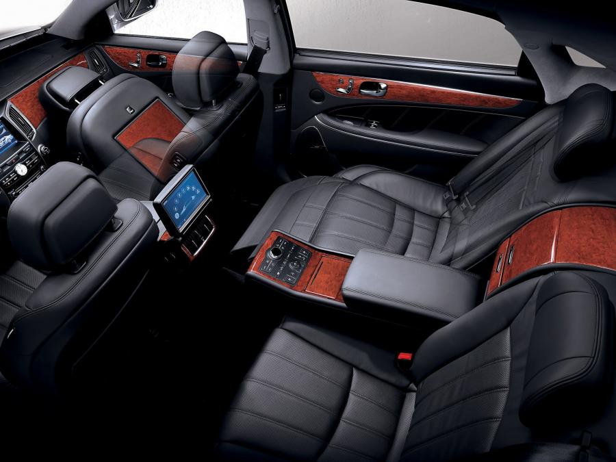  Hyundai Equus 2009 года  (фото 22 из 128)